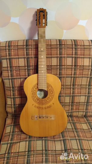 Гитара шестиструнная