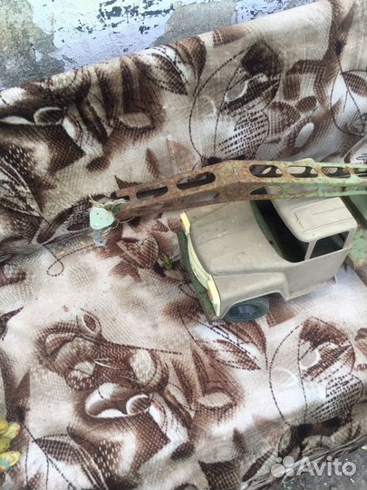 Игрушка кран СССР