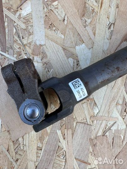 Рулевой карданчик Лада Веста седан