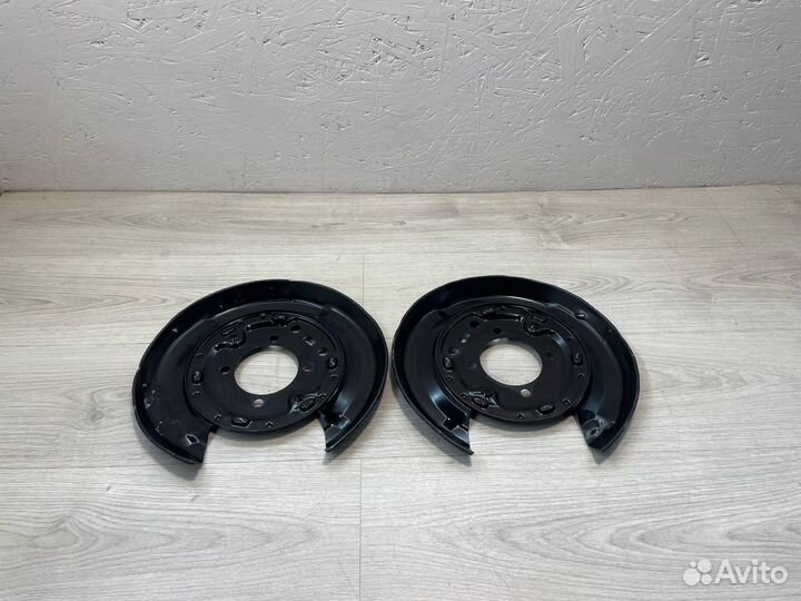 Щиты опорные задние пара Honda Accord 8 CU 2.4