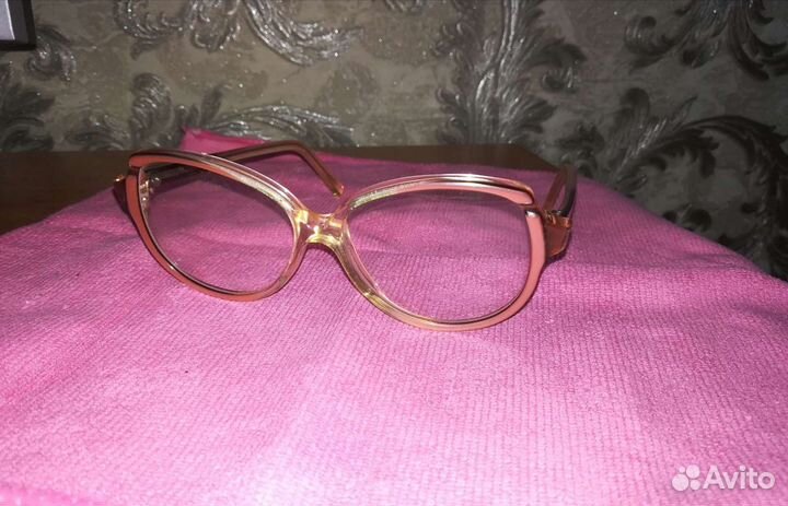 Очки оправа новая ширина 13 см.без диопртрий