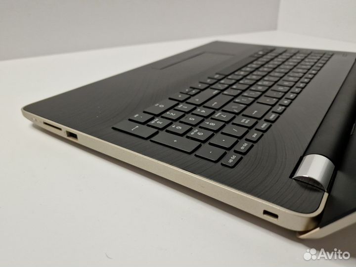 Ноутбук HP Laptop 15 Gold 15.6/DDR4/1024Gb