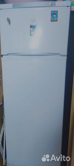 Холодильник Indesit RTM 014