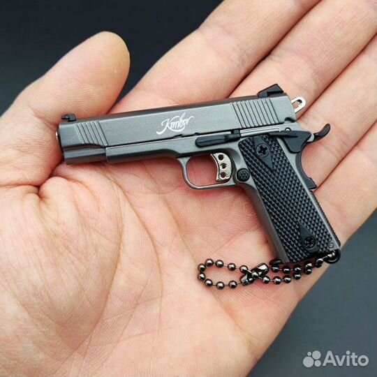 Модель пистолета Colt Kimber 1911 масштаб 1:3
