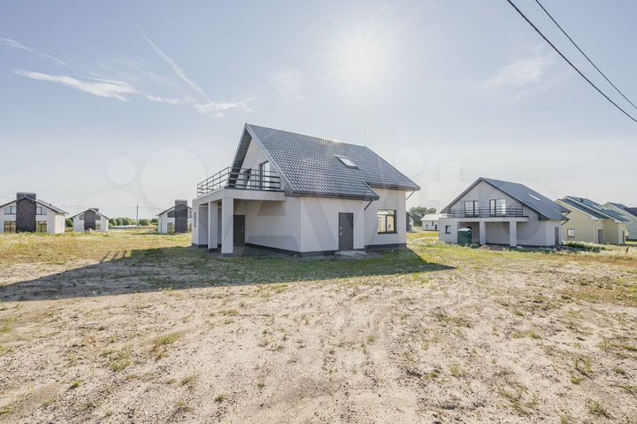 Коттедж 215,5 м² на участке 15 сот.