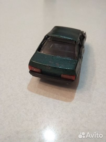 Коллекционная модель 1/43 ваз 21099 на запчасти