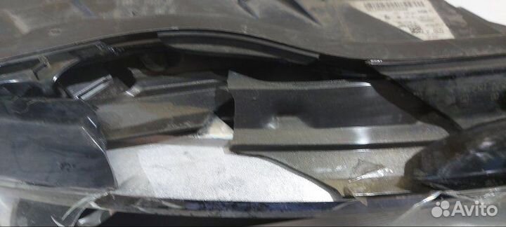 Фара ксеноновая передняя правая Audi A6 C7