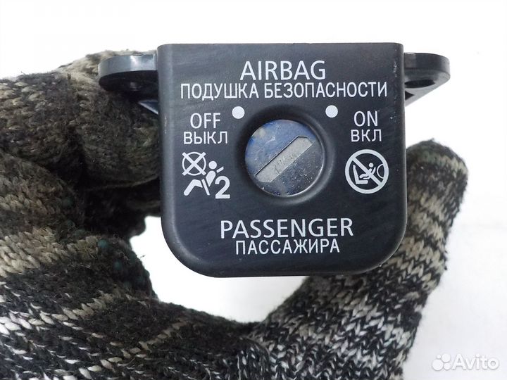 Блок управления подушками безопасности Mitsubishi