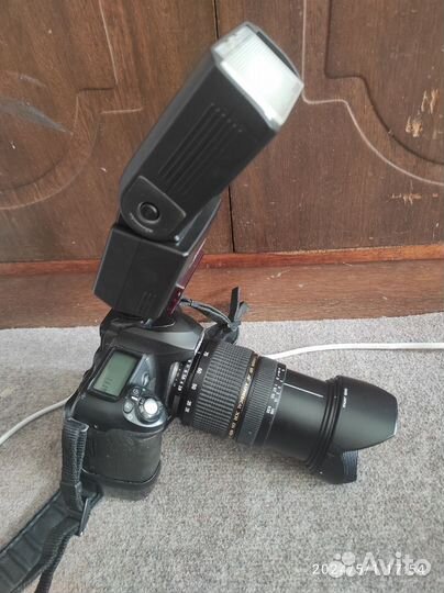 Зеркальный фотоаппарат nikon d50