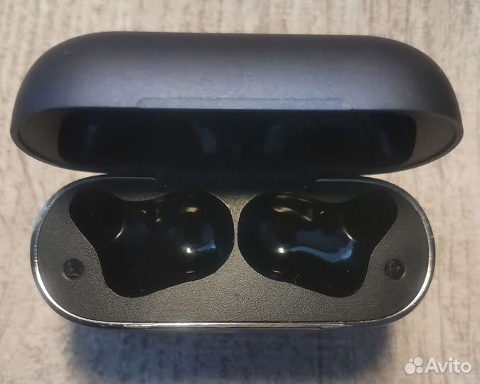 Кейс для беспроводных наушников indigo tws blue