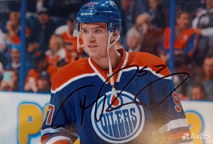 Фотографии хоккейных звезд с автографами