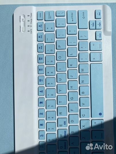 Чехол на iPad air 3 с клавиатурой