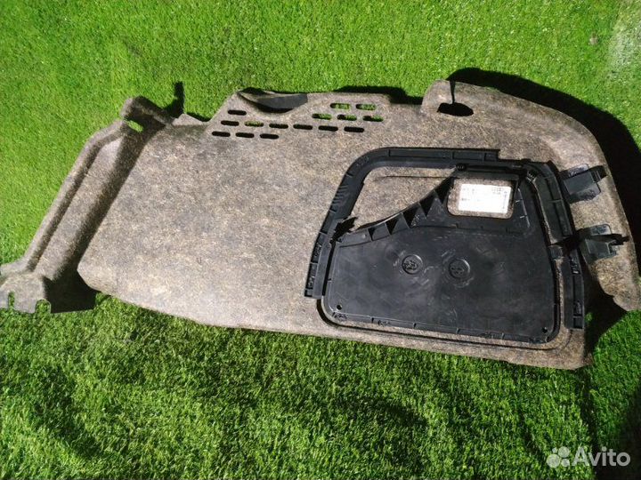 Обшивка багажника левая Audi A4 B8 cdnc 2013