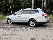 Volkswagen Passat 2.0 AT, 2005, 280 000 км, с пробегом, цена 715 000 руб.