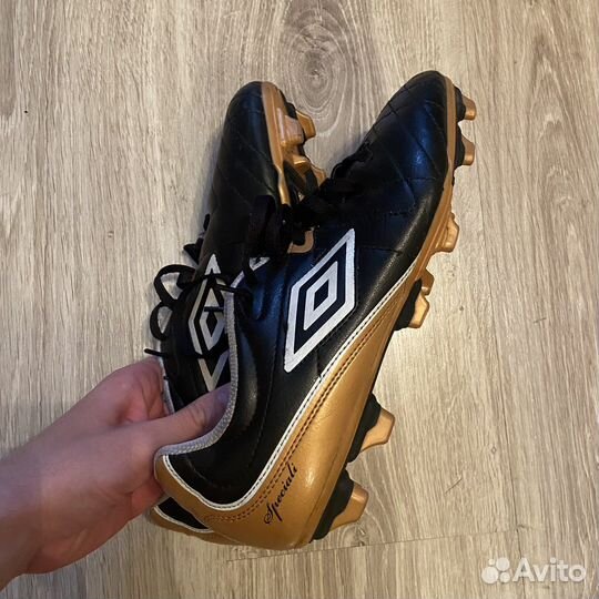 Футбольные бутсы Umbro оригинальные 42,5