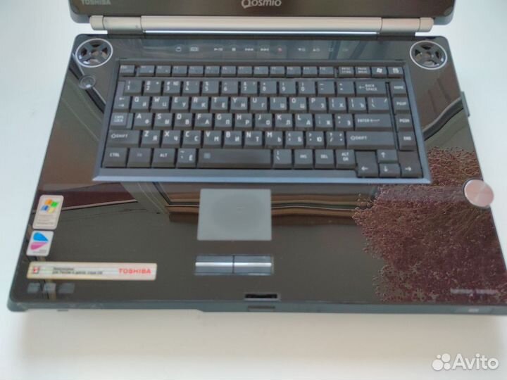 Ноутбук Toshiba Qosmio