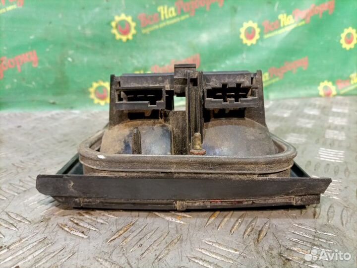 Фонарь задний левый Volkswagen Passat B3 универсал