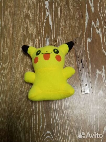 Плюшевый Пикачу
