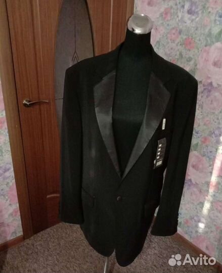 Смокинг мужской