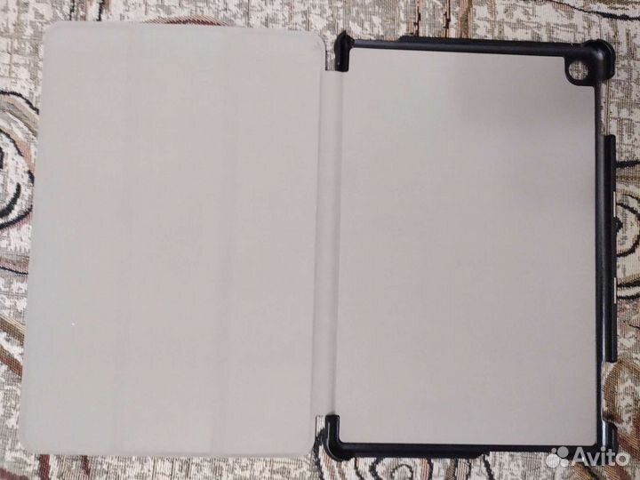 Магнитный чехол для планшета