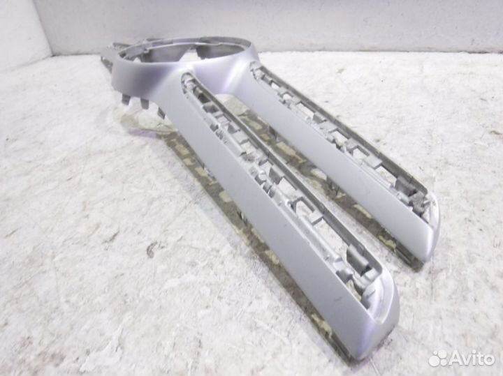 Накладка решетки радиатора