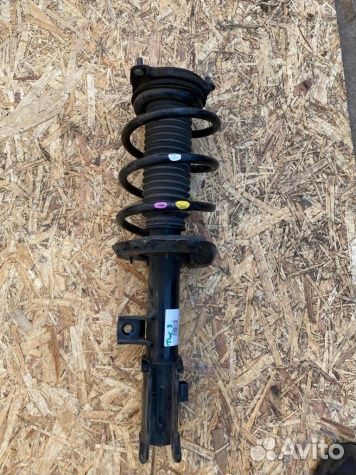 Стойка амортизатор Hyundai Tucson 3