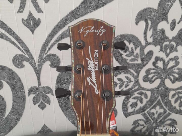 Электроакустическая гитара