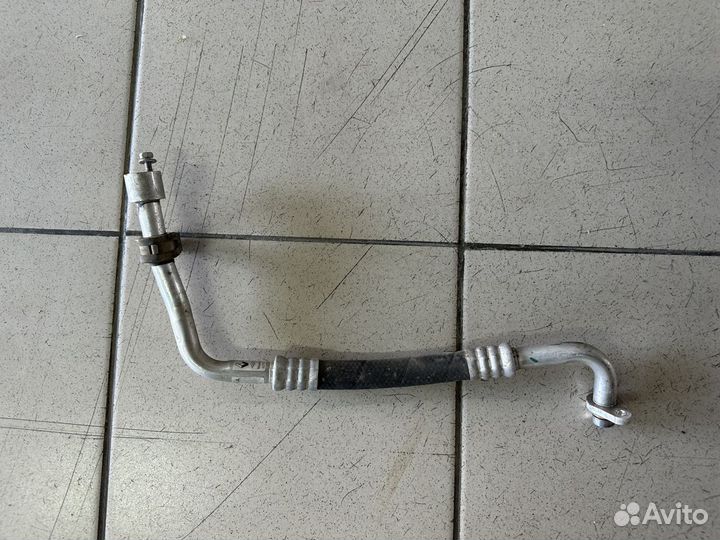 Трубка кондиционера Рено Дастер Renault Duster 201