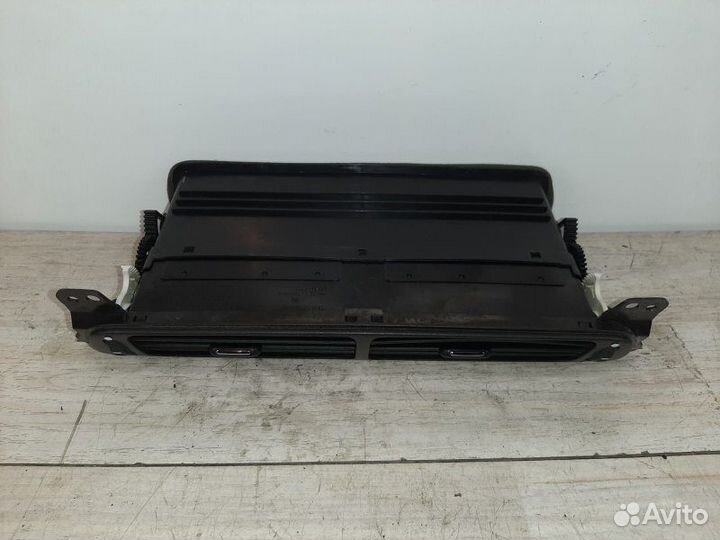 Дефлектор воздуховода Jaguar X-Type X400 2.1 YB