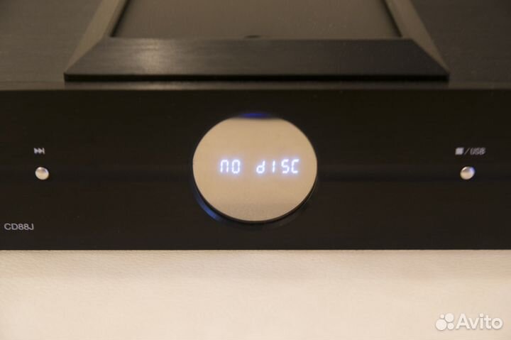 Ламповый CD проигрыватель mhzs CD88J