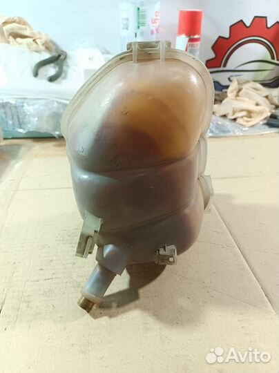 Бачок расширительный Opel Vectra