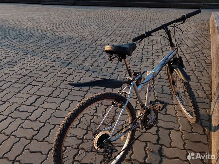 Велосипед горный колеса 26 дюймов бу