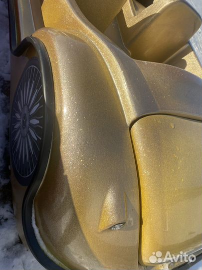 Лодка моторная (катамаран, аквамобиль)