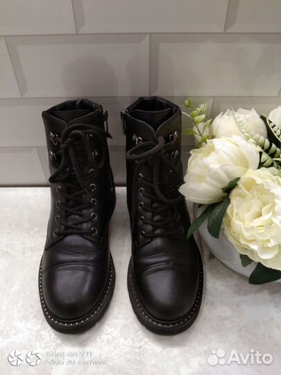 Ботинки женские зимние нат. кожа,нат.мех 35-36 р