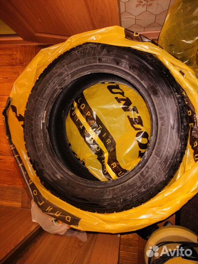 Nitto Therma Spike 185/60 R15 84T