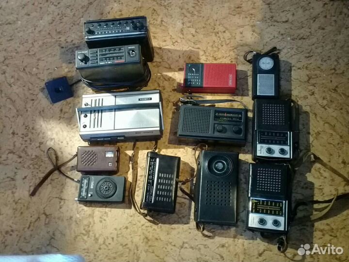 Радиоприемник переносной карманный СССР