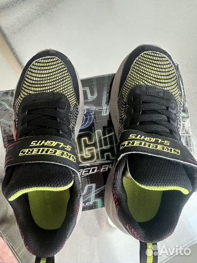 Кроссовки skechers 35