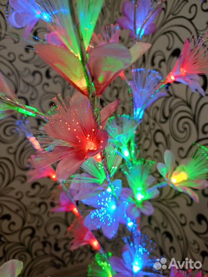 Декоративная светящая веточка