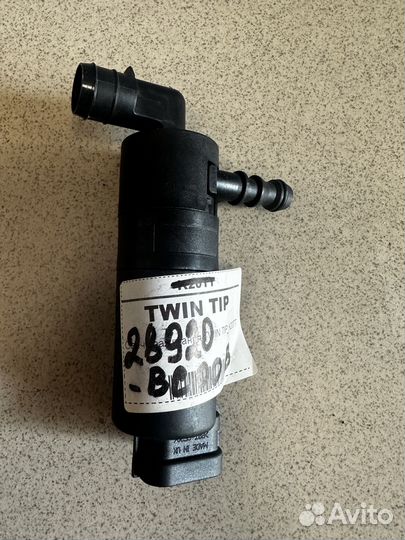 Насос стеклоочистителя Nissan Micra K12E