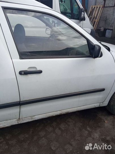 Двери Фольксваген Кадди II