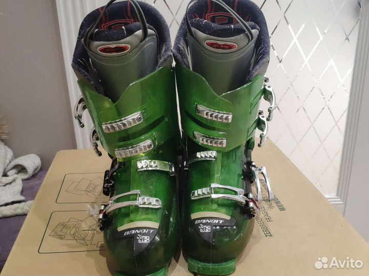 Горнолыжные ботинки 42