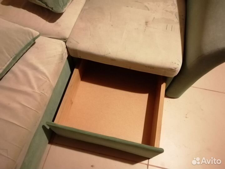 Угловой диван