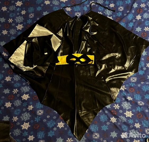 Продажа костюмов Бетмен и Человек Паук