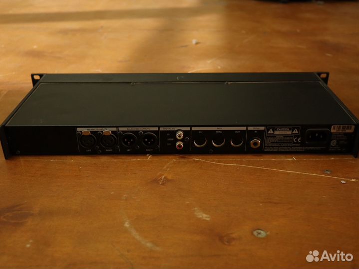 T.c. electronic M-ONE XL