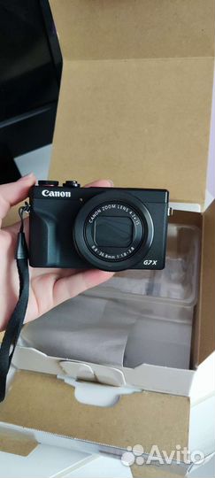 Canon G7X Mark iii