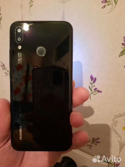 HUAWEI Mate 20 lite, 4/64 ГБ