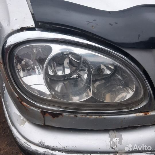 Фары на волгу 31105