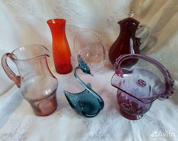 Винтажные вазы, цветное стекло