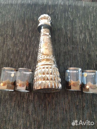 Набор графин и рюмки