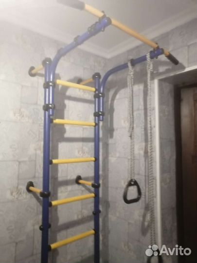 Шведская стенка с турником и кольцами Romana